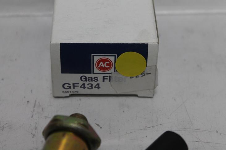 Filtre à essence AC Delco référence GF434